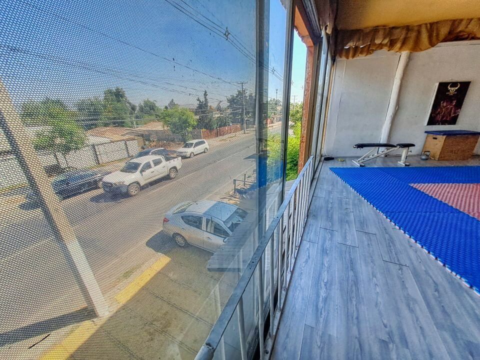 Gimnasio-en-venta-Peñaflor_22_69b763fcaef61.jpg