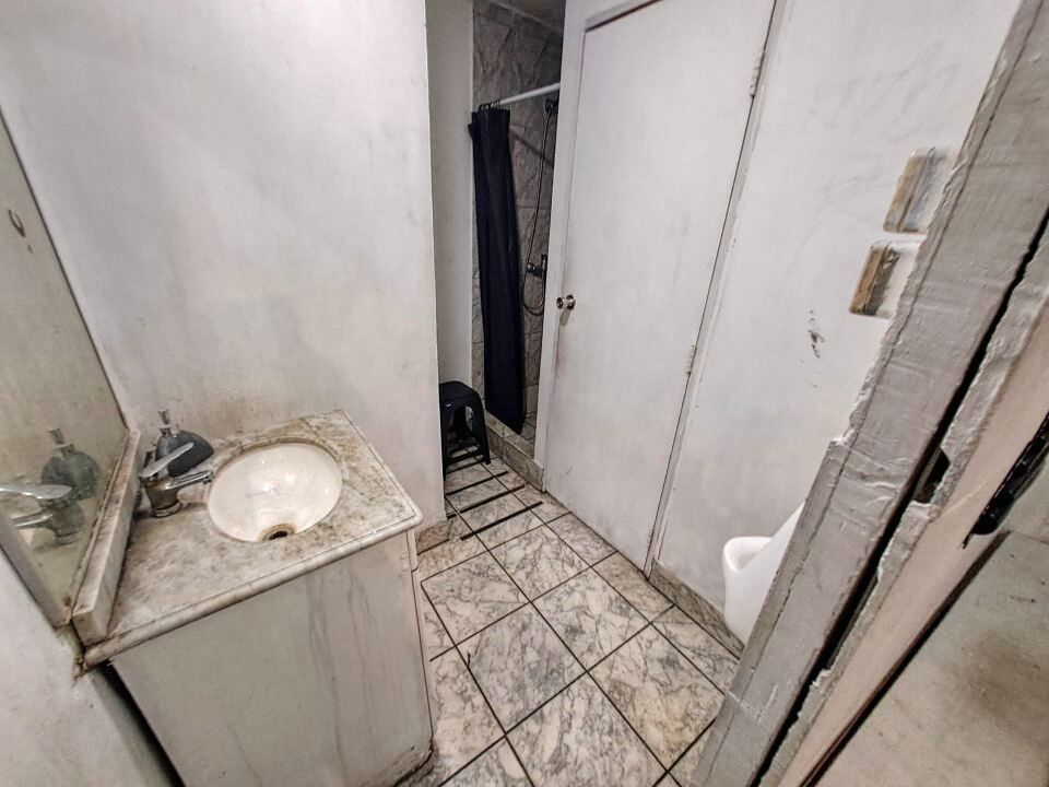 Gimnasio-en-venta-Peñaflor_30_69b763fce5536.jpg
